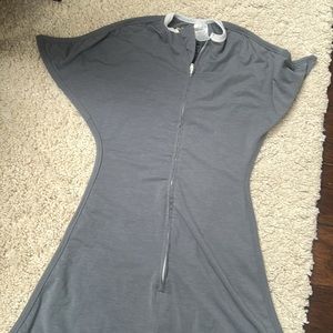 Zippadee zip. Gray. Medium.